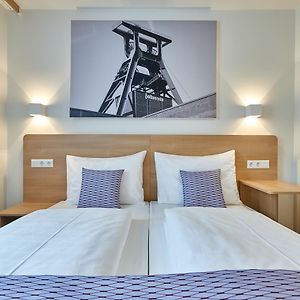 Comfort Zimmer mit Kingsize-Bett